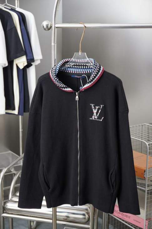 Picture of Louis Vuitton Sweaters _SKULVS-XLhgntx3147225